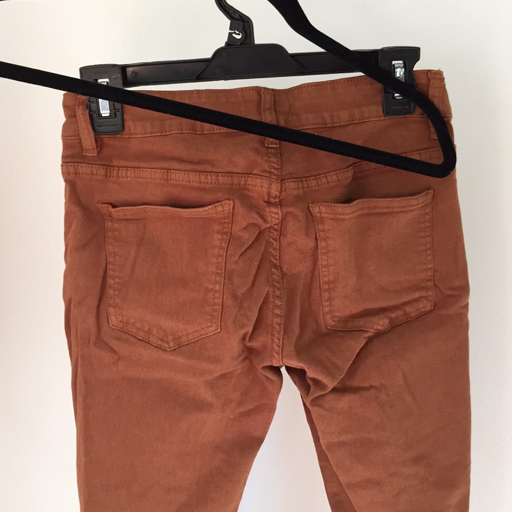 NWOT Ripped Jeans - Picture 4 of 4